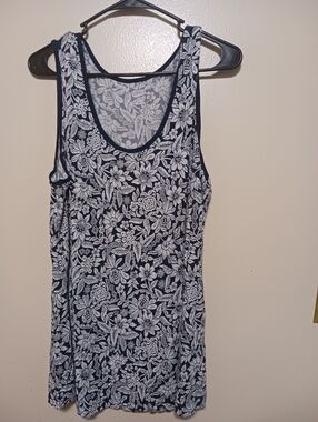 Dreams Co Women's Navy Floral Tank Top Large A-27